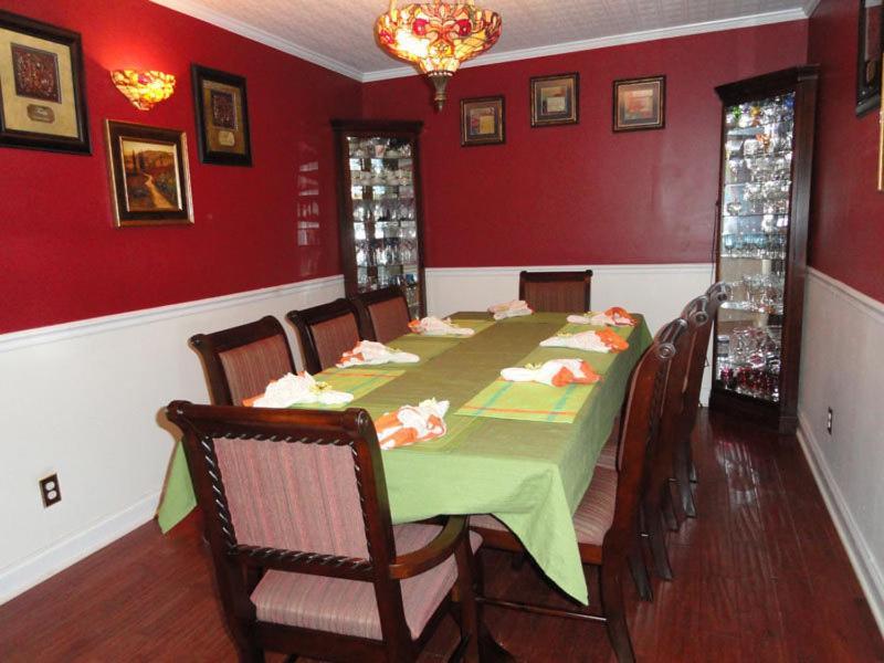 Book Nook Inn Lumberton Экстерьер фото